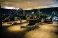 Bar, Kafe, dan Lounge One Residence Hotel & Apartment