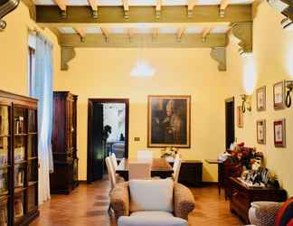 Lobi 2 Villa Griffoni Historic Residence