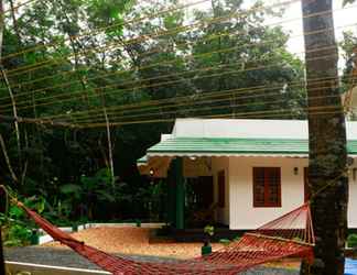 Exterior 2 Kuttickattil Gardens Home Stay