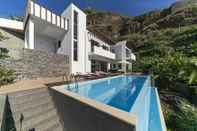 Swimming Pool The Designhouse by Our Madeira