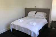 Bedroom Glasgow Airport Holiday Home