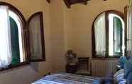 Bedroom 3 Villa delle Sirene