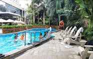 Swimming Pool 2 Shenzhen FY Hotel