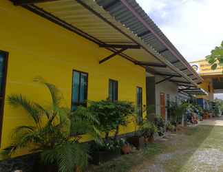 Exterior 2 Baan Pak Parichat-Sarun