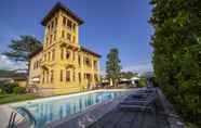 Swimming Pool 2 Villa Moorings