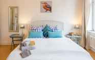 Bedroom 7 Blues & Chutney Bonn Bed & Breakfast