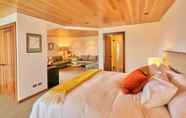 Bedroom 2 Cabot Lodge
