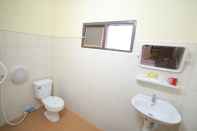 Toilet Kamar Maylay Guesthouse