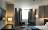 Bilik Tidur 7 HG City Suites Barcelona