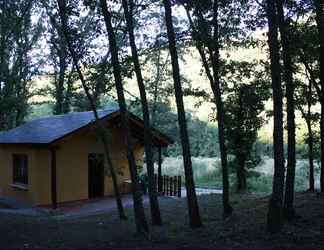 Exterior 2 Bungalow-Cabañas en Albergue Valle Do Seo