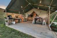 Common Space Luxury Under Canvas