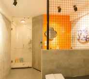 In-room Bathroom 2 Shanghai Moxi Inn Wuyuan Rd Branch