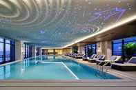 Swimming Pool The QUBE Hotel Shanghai Sanjiagang