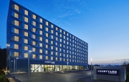 Exterior 2 Courtyard by Marriott Luton Airport