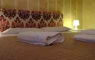 Kamar Tidur 3 Ar Colle Guest House