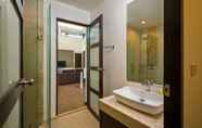 In-room Bathroom 3 Villa Bulan