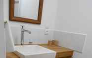 ห้องน้ำภายในห้อง 6 Domaine de la Fée-licité