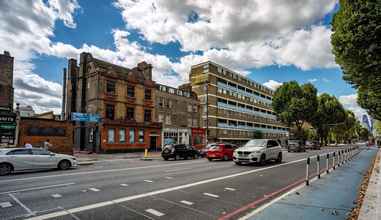 Exterior 4 Mile End Beds - Hostel