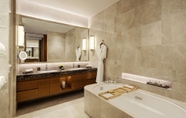 Toilet Kamar 7 Beijing Fortune Grove Hotel