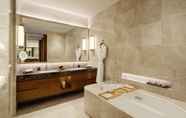 In-room Bathroom 7 Beijing Fortune Grove Hotel