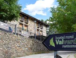 Exterior 2 Hostal Rural Valverde