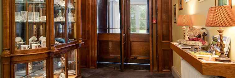 Lobby Chirnside Hall Hotel