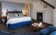 Kamar Tidur 7 Chirnside Hall Hotel