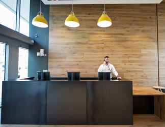 Lobby 2 Staycity Aparthotels Liverpool Waterfront