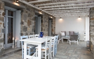 ร้านอาหาร 2 Serifos Houses Diasella