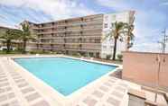 Swimming Pool 3 Apartamento Pineda II Exclusive