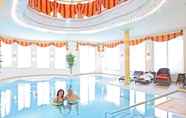 Swimming Pool 3 Wellness Privathotel Post an der Therme