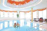 Swimming Pool Wellness Privathotel Post an der Therme