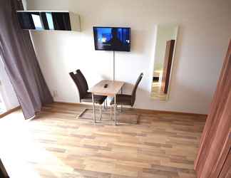 Kamar Tidur 2 AB Apartment 74 - In Kornwestheim