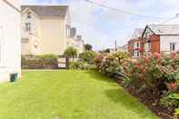 Ruang Umum Woolacombe Hibiscus 2 Bedrooms