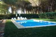 Swimming Pool Casa Rural Ribera el Duero