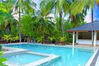 Swimming Pool Silver Crown Nature Resort