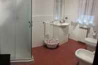 Toilet Kamar Dimoramuri B&b