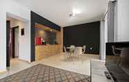 Common Space 2 Piraeus Premium Suites