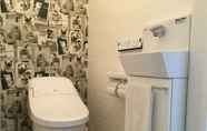 Toilet Kamar 5 Guest House Ori Ori