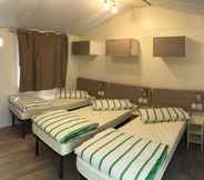 Bedroom 4 Camping Boschetto Di Piemma