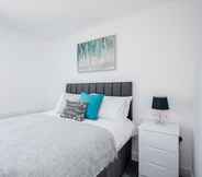 Bedroom 4 Elthorne Luxury Apartments