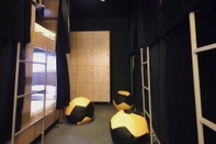 Kamar Tidur Yellow Park Hostel