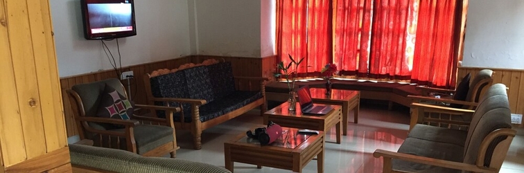 Lobby Devdhar Hilltop Cottages