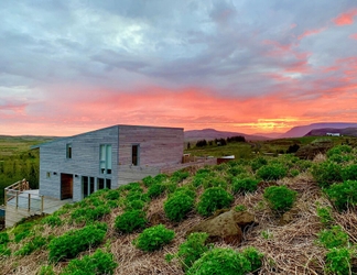 Exterior 2 Designers Villa near Alafoss Waterfall