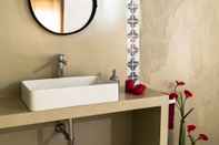 Toilet Kamar Anima Holiday Home