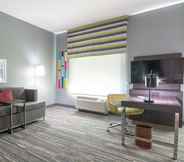 Common Space 3 Hampton Inn & Suites Dallas East
