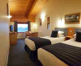 Bedroom 4 The Dorset Golf Hotel