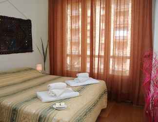 Kamar Tidur 2 Zeus Bed & Breakfast