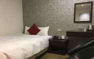 Bedroom 5 HUA CHUN LIN Hotel