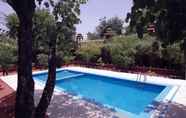 Swimming Pool 7 Hotel Bundelkhand Riverside